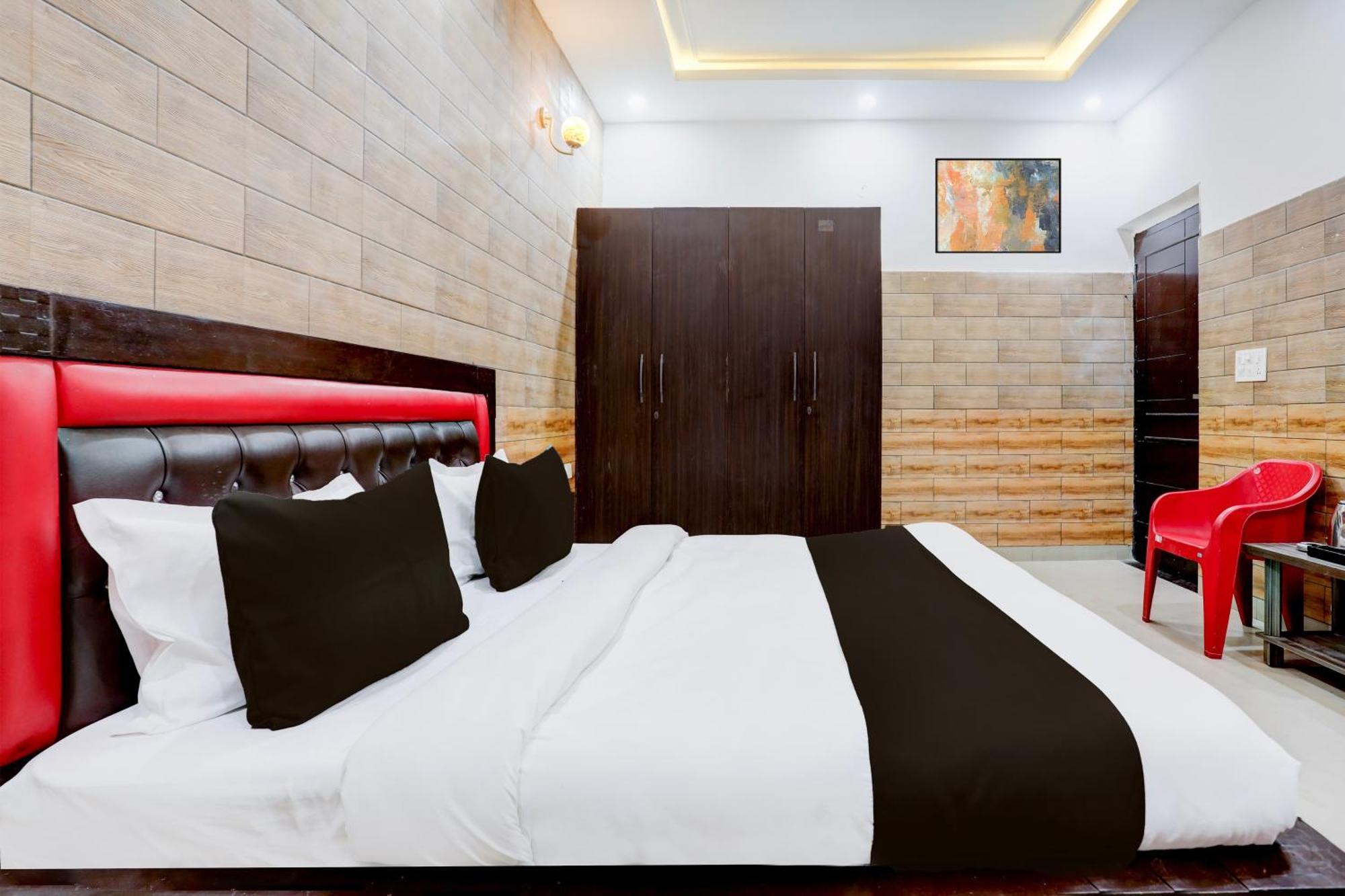 Hotel O Gupta Residency Noida Exteriör bild