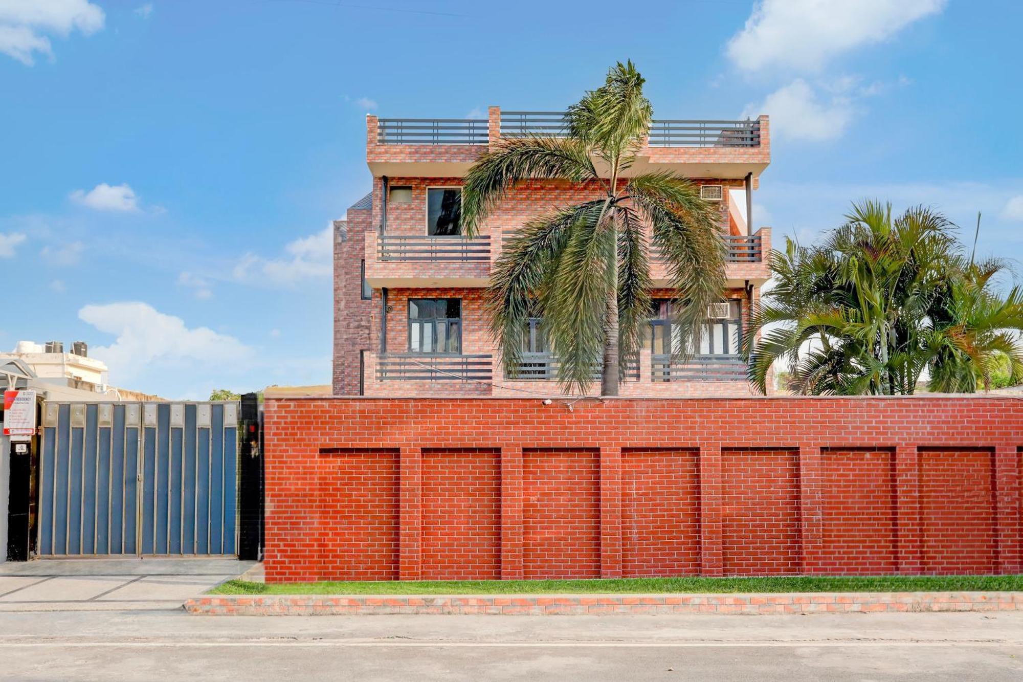 Hotel O Gupta Residency Noida Exteriör bild